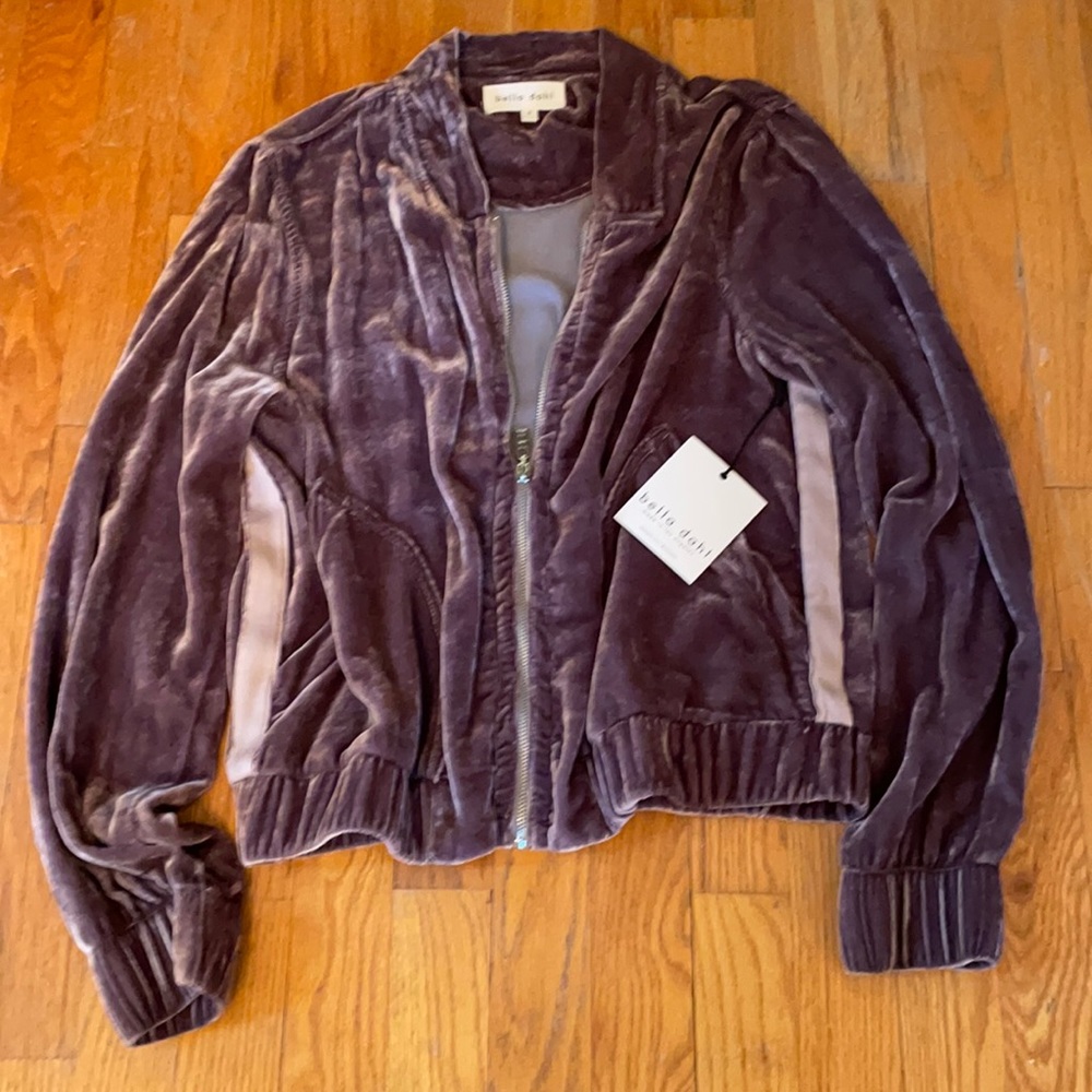 NWT Bella Dahl mink color velvet jacket💜